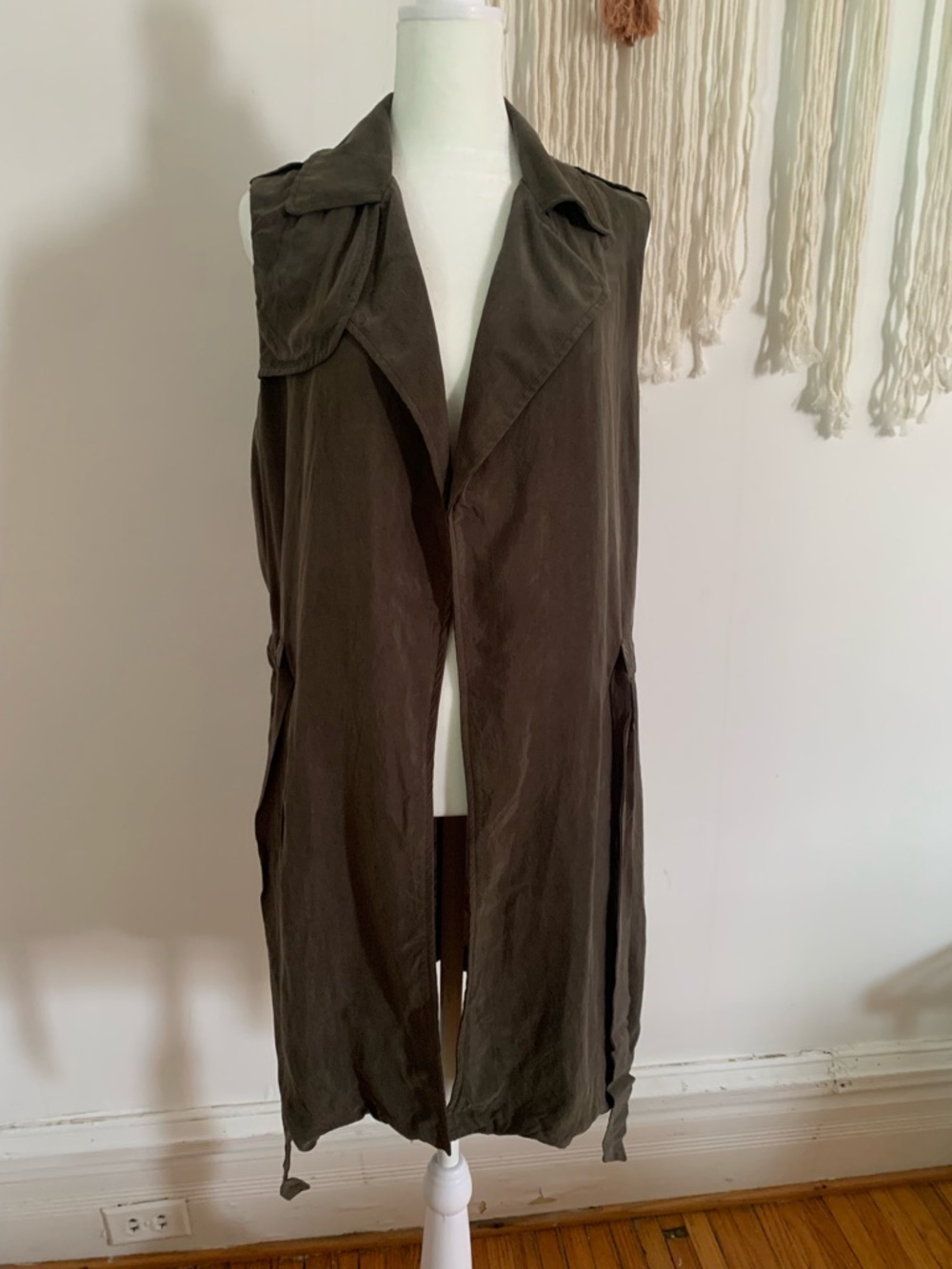 Anthropologie elevenses Olive Green Sleeveless Long Trench Vest